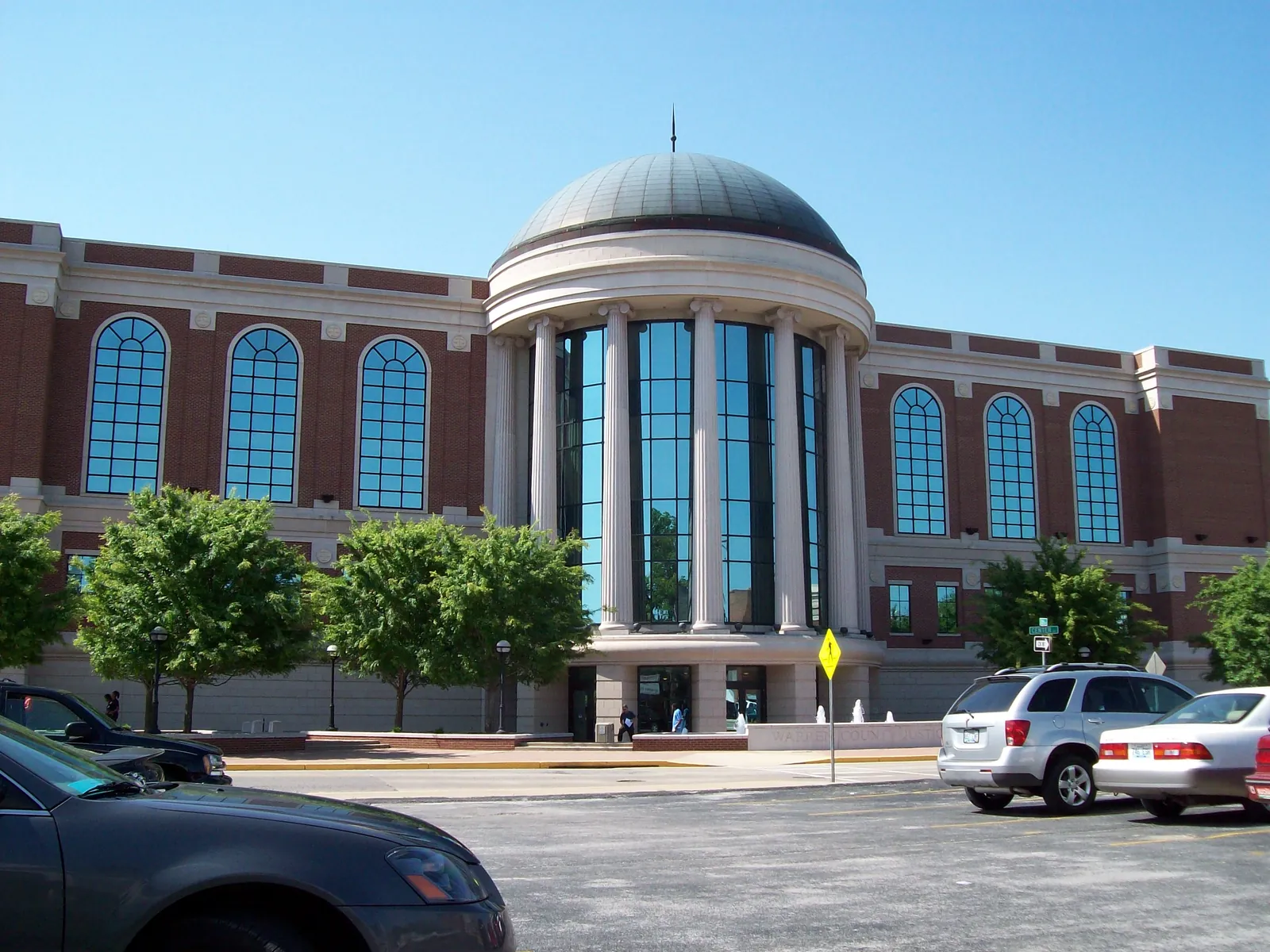 Warren County Justice Center in Bowling Green, Kentucky